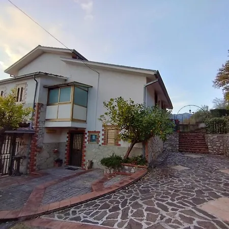 Casa Parente Valleluce